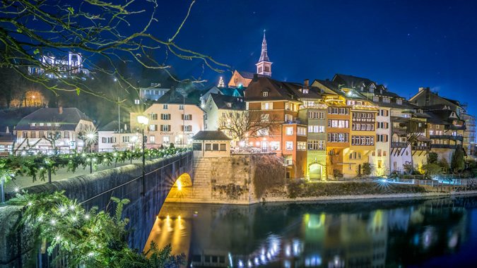 Blick auf Laufenburg bei Nacht